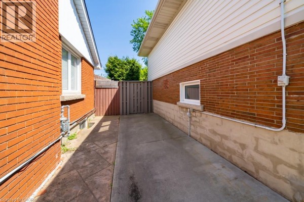 47 Westminster Avenue Unit# 7, Hamilton, ON, photo 2