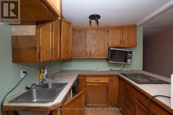 Kitchen - 470 Auto Road, Thunder Bay Remote Area, ON P0T1X0 Photo 4