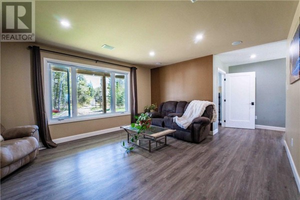 Bedroom - 470 Burns Crossover Road, Webbwood, ON P0P2G0 Photo 3