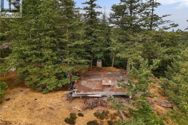 470 Heck Hill Rd, Mayne Island, BC V0N2J2 Photo 5