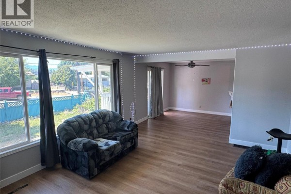 Recreation room - 470 Perry Road, Kelowna, BC V1X1H8 Photo 3
