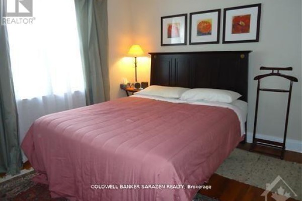 Living room - 470 Wentworth Avenue, Ottawa, ON K2B5K1 Photo 5