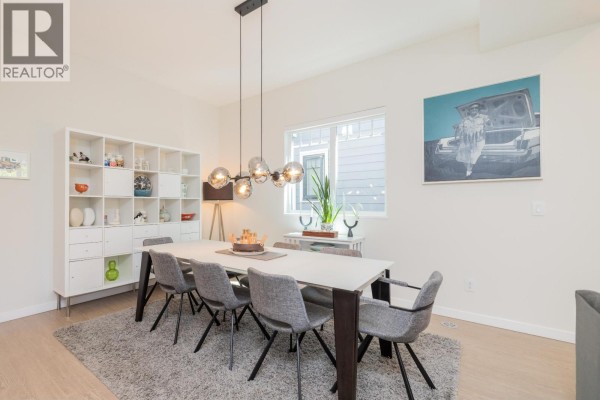 4702 Hazelnut Way, Delta, BC V4M0C5 Photo 5