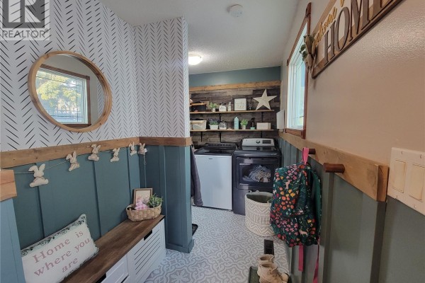 Foyer - 4702 Leader Street, Macklin, SK S0L2C0 Photo 5