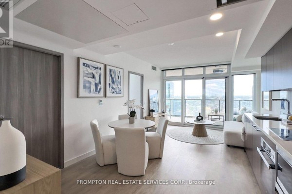 4703 - 3 Concord Cityplace Way, Toronto, ON, photo 2