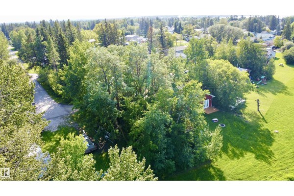4704 50a St, Rural Lac Ste  Anne County, AB, photo 3