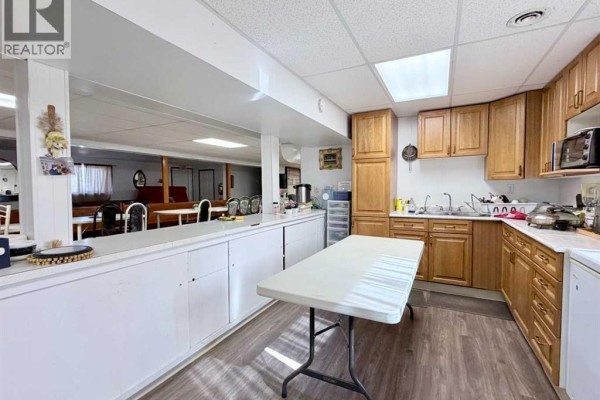 4706 50 Street, Mayerthorpe, AB T0E1N0 Photo 4