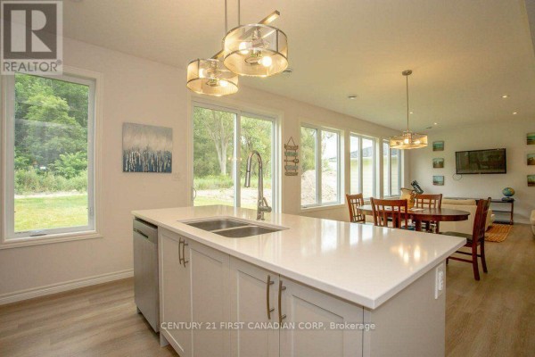 Dining room - 471 George Street, Central Elgin, ON N5L0B1 Photo 4