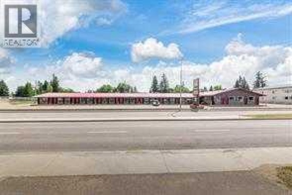 4711 44 Street, Lloydminster, SK S9V0G5 Photo 2