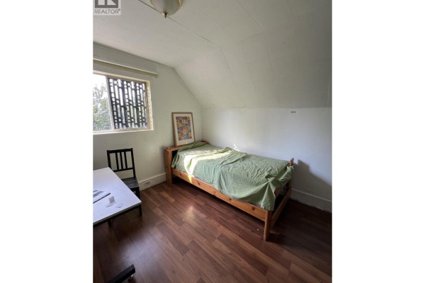 4711 Gothard Street, Vancouver, BC V5R3L1 Photo 5