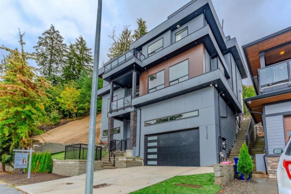 47136 Sylvan Drive, Promontory, Chilliwack, BC, photo 3