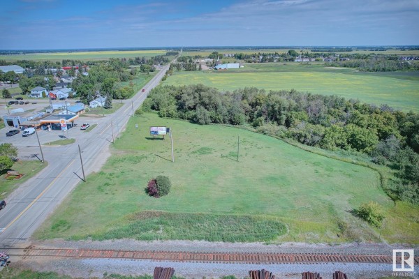 4715 & 4803 48 St, Bruderheim, AB T0B0S0 Photo 2