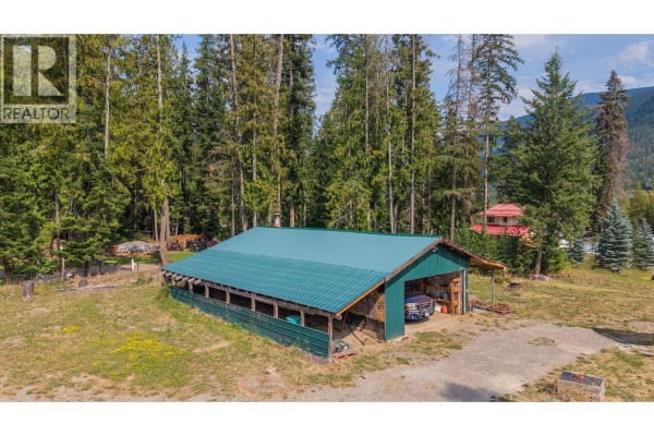 4717 Goat River North Road, Arrow Creek, BC, photo 3