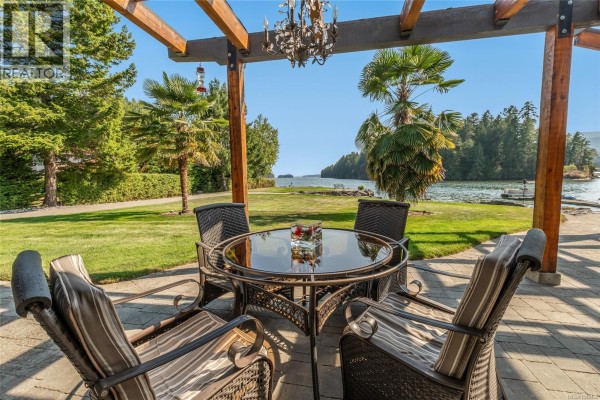 Bedroom - 4718/4720 Shell Beach Rd, Ladysmith, BC V9G1L7 Photo 5