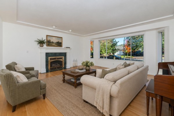 4719 215a Street, Langley, BC V3A8G8 Photo 4