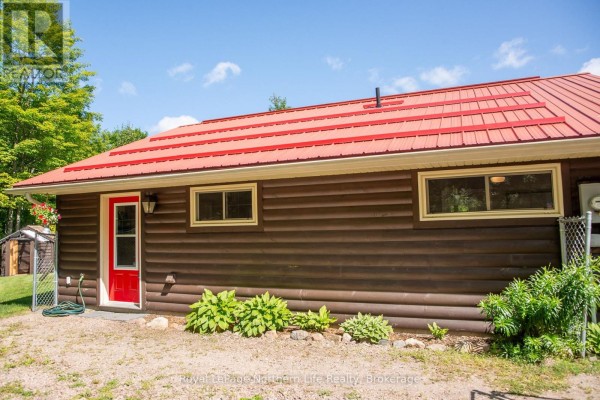 Laundry room - 472 O'connor Line, Powassan, ON P0H1Z0 Photo 4