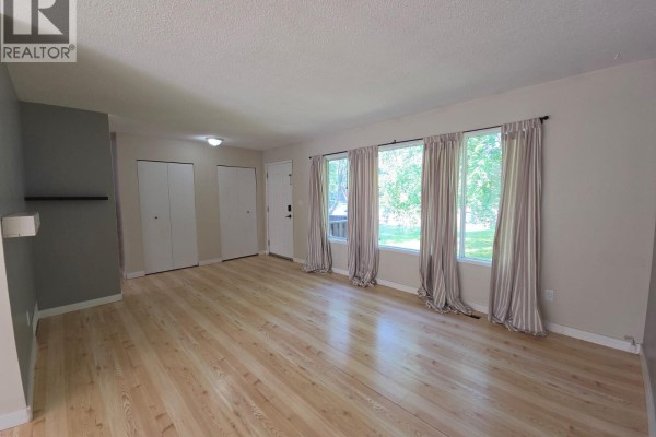 4720 Centurion Crescent Ne, Chetwynd, BC, photo 3