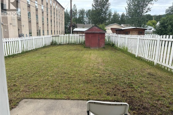 Living room - 4725 52 Street Nw, Chetwynd, BC V0C1J0 Photo 3