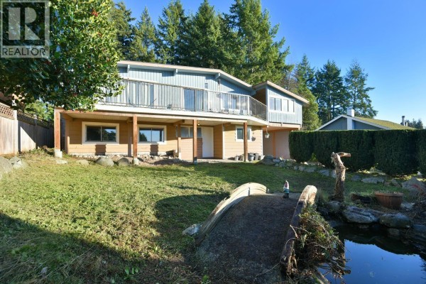4726 Laurel Avenue, Sechelt, BC V7Z0E7 Photo 3