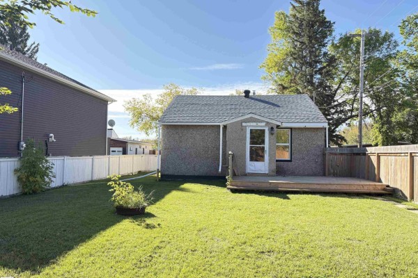 Bonus Room - 4728 46 Ave, Redwater, AB T0A2W0 Photo 4