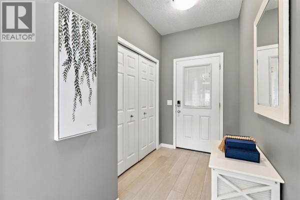Dining room - 473 Hillcrest Road Sw, Airdrie, AB T4B4T8 Photo 3