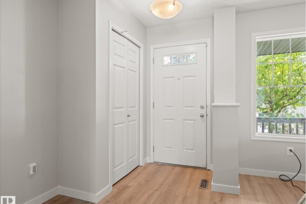 Primary Bedroom - 473 Orchards Bv Sw, Edmonton, AB T6X2B7 Photo 4