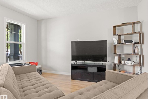 Bedroom 2 - 473 Orchards Bv Sw, Edmonton, AB T6X2B7 Photo 5