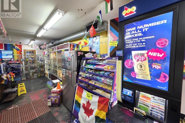 473a Church Street, Toronto, ON M4Y2C5 Photo 5