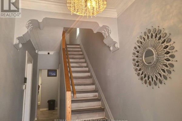 474 Somerset Street W, Ottawa, ON, photo 2