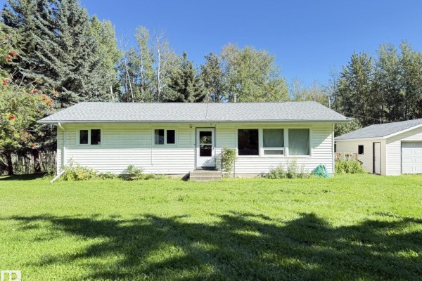 Kitchen - 474009 Rge Road 10, Rural Wetaskiwin County, AB T0C2C0 Photo 3