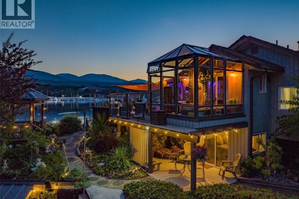Sunroom - 4744 Brenton Page Rd, Ladysmith, BC V9G1L7 Photo 3