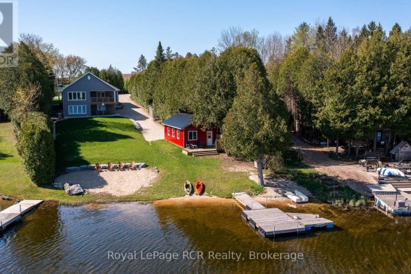 474825 Townsend Lake Road, West Grey, ON, photo 2