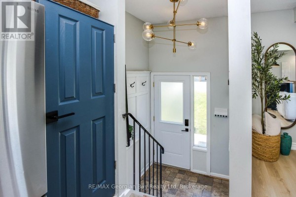 475 Athabaska Street, Tay, ON, photo 3