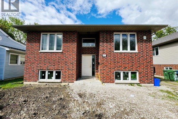 3pc Ensuite bath - 475 Josephine Unit# Upper, Windsor, ON N9B2K9 Photo 2