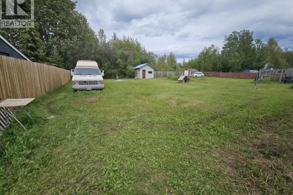 4756 Wabi Crescent, Chetwynd, BC, photo 2
