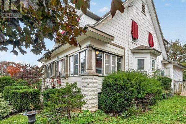 Den - 4758 Ryerson Crescent, Niagara Falls, ON L2E1E5 Photo 2