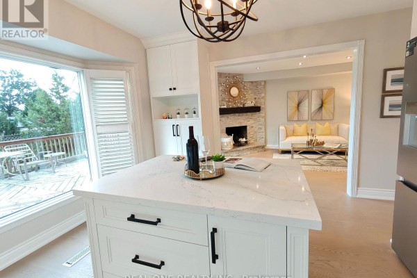 Kitchen - 476 Bud Gregory Boulevard, Mississauga, ON L4Z2K4 Photo 4