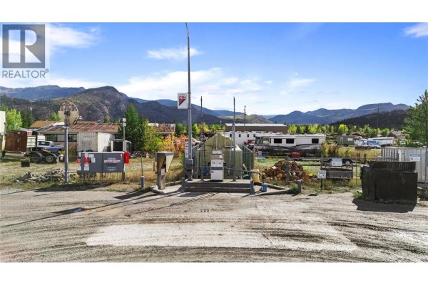 4761 Gilbert Drive, Barriere, BC V0E1E0 Photo 2