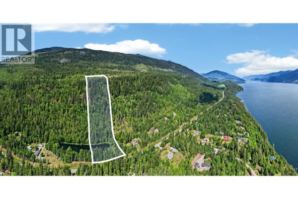 Bedroom - 4761 Highway 31, Fletcher Creek, BC V0G1M0 Photo 2