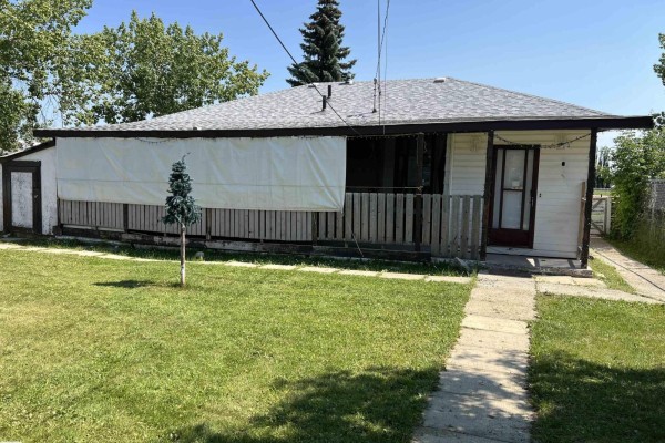 Primary Bedroom - 4764 43 St., Drayton Valley, AB T7A1G1 Photo 5