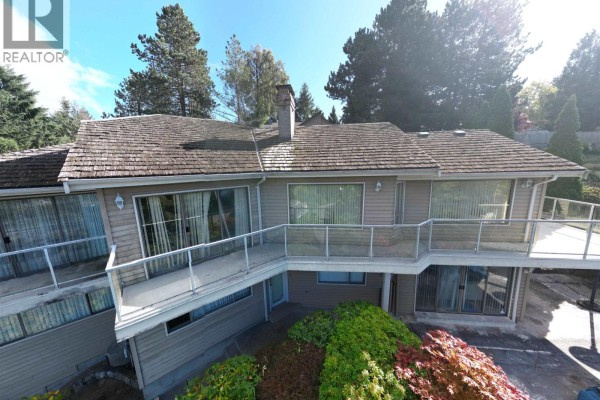 4764 Woodburn Road, West Vancouver, BC V7S3B2 Photo 5