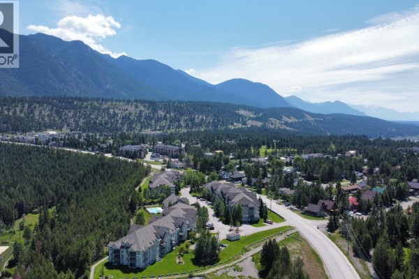 4pc Bathroom - 4765 Forsters Landing Road Unit# 204, Radium Hot Springs, BC V0A1M0 Photo 2