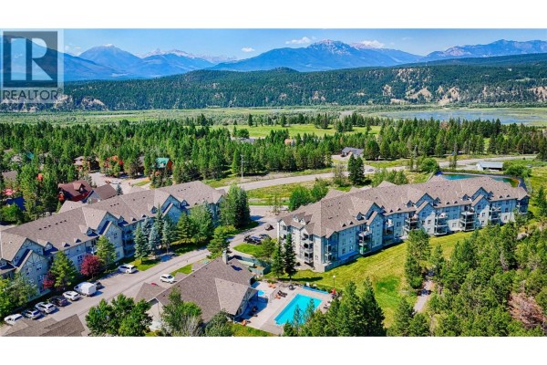 Family room - 4765 Forsters Landing Road Unit# 314, Radium Hot Springs, BC V0A1M0 Photo 2