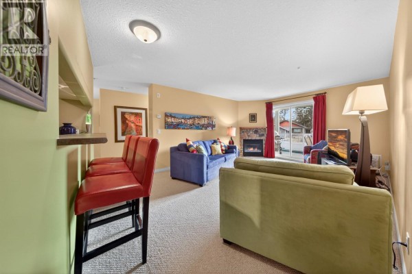Primary Bedroom - 4767 Forsters Landing Road Unit# 205, Radium Hot Springs, BC V0A1M0 Photo 4
