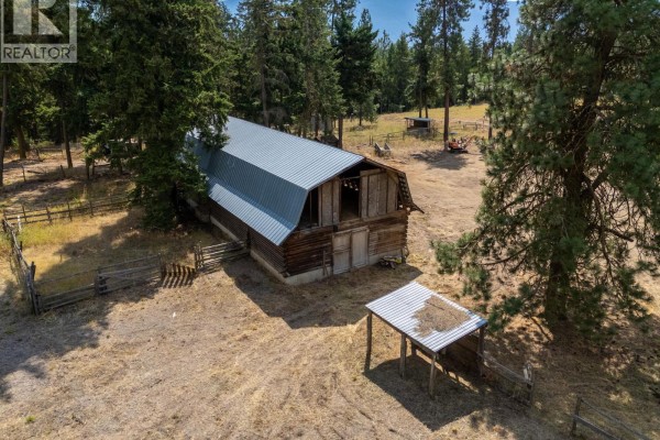 4768 Schubert Road, Spallumcheen, BC V4Y1A2 Photo 5