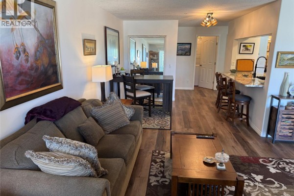 Full bathroom - 4769 Forsters Landing Road Unit# 215, Radium Hot Springs, BC V0A1M0 Photo 3