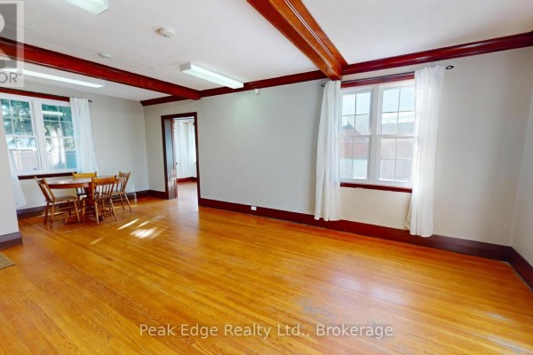 477 12th Avenue, Hanover, ON N4N2V1 Photo 3