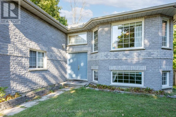 477 Albert Street, Tay, ON, photo 2