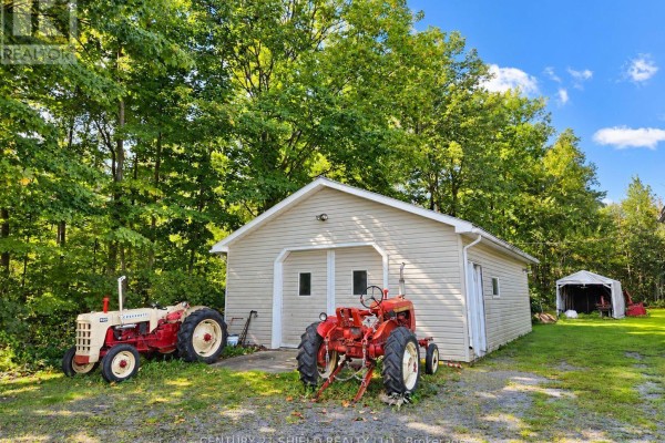 4770 County Rd 15 Road, South Stormont, ON K0C1R0 Photo 4