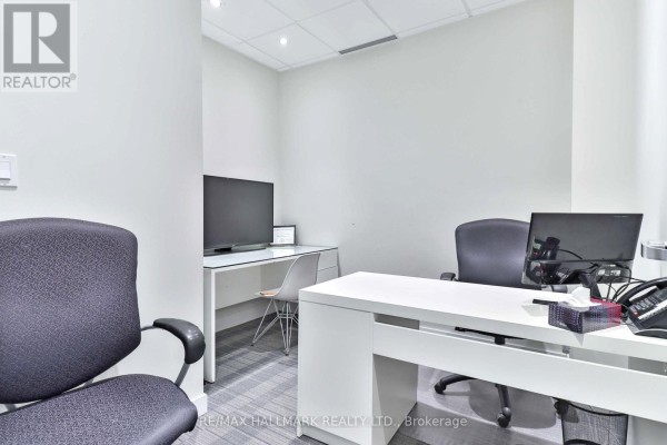 478 Cosburn Avenue, Toronto, ON M4J2N5 Photo 3